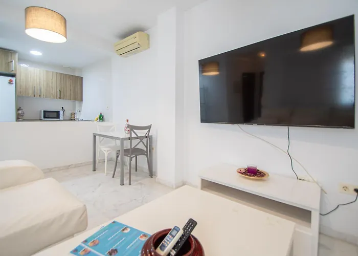 La Araucaria - * كاديز